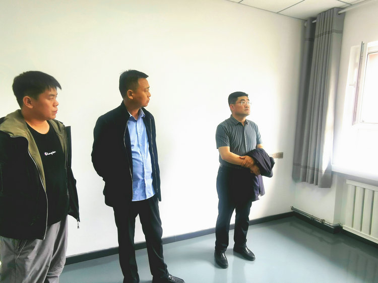 16848104901093.jpg 0516胡楊河分公司全面檢查精心指導 深入交流關(guān)懷員工_副本.jpg